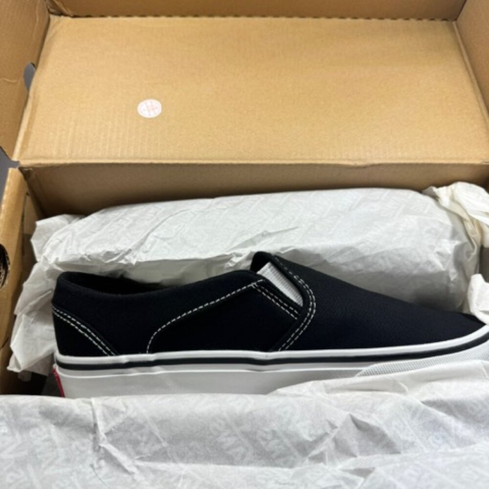 New in Box- Women's Vans Asher Slip-On Skate Shoes in Black Women's 7.5 - Picture 5 of 7